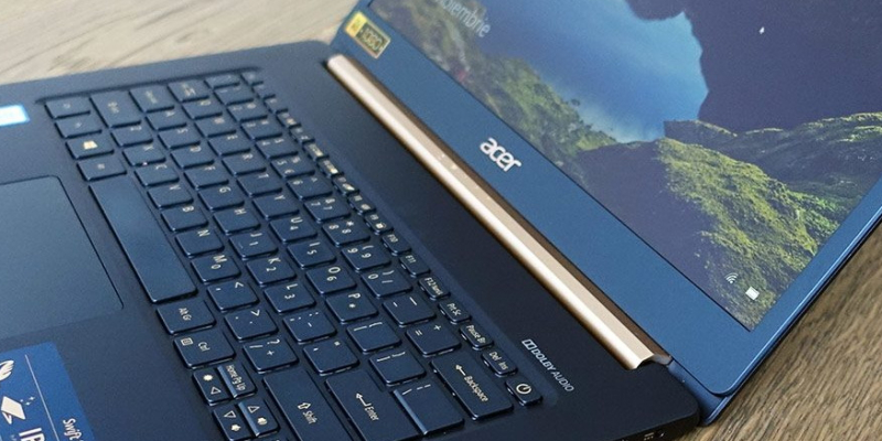 Notebook Acer Swift 5 zůstává nejlehčím 14 palcovým notebookem na světě