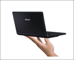 Asus Eee sub notebook v černém provedení vstupuje do prodeje