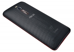 ASUS ZenFone 2 Deluxe Special Edition – smartphone s 256GB úložištěm